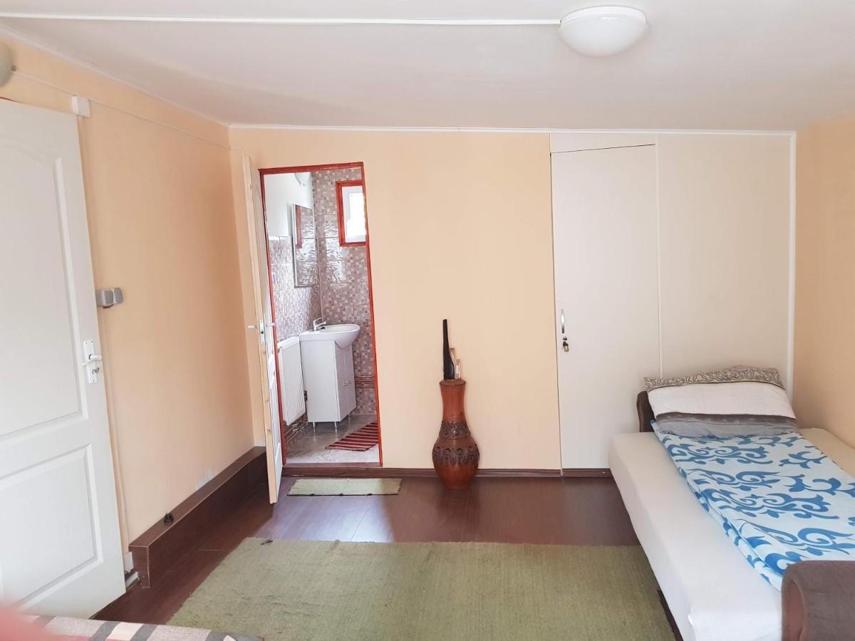 Casa Ria-Ria Pihenohaz Villa Csíkszereda Kültér fotó